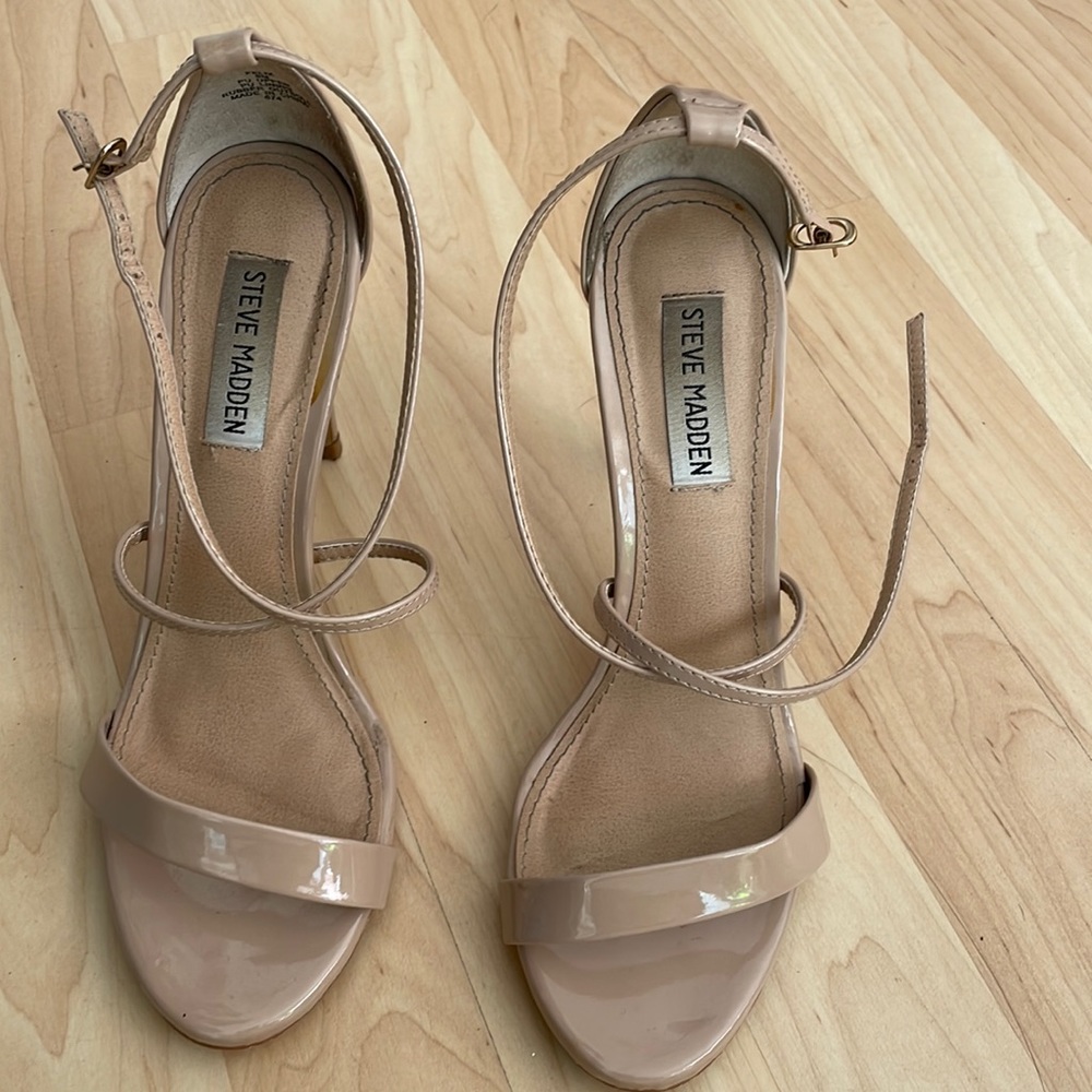 Steve Madden Strappy Sandals - patent nude feliz - 8m